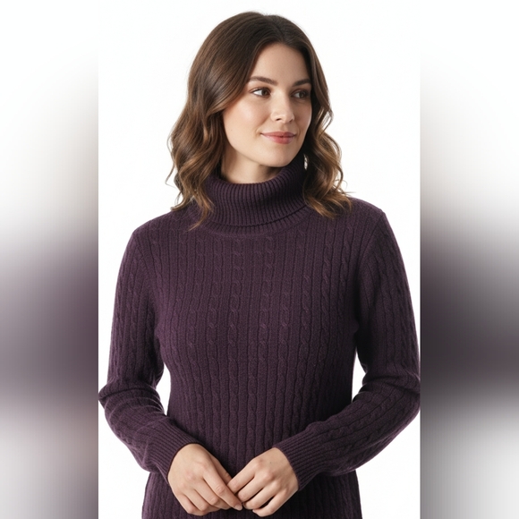 Tweeds Women's Deep Purple 2 Ply Cashmere Turtleneck Sweater - Picture 1 of 8